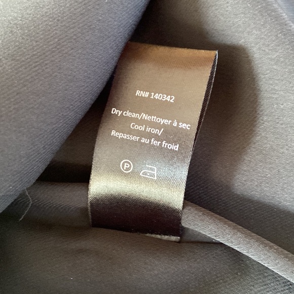 Elizabeth and James Dillon Ruffle dress - Picture 9 of 9